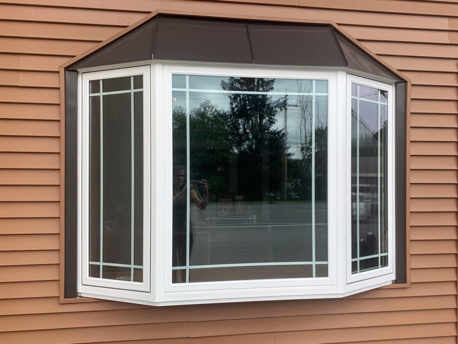 IMG_0082 Woodgrain Bay Window Installation