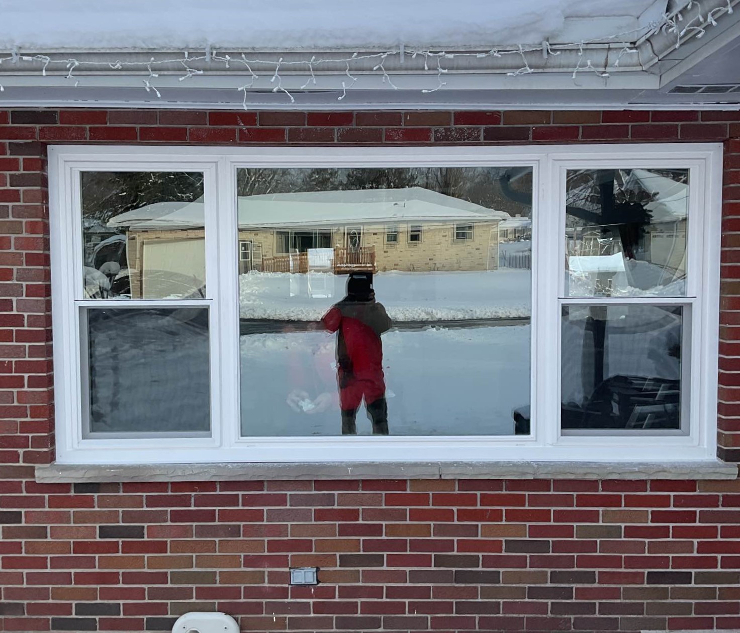 Double Hung Picture Window Installed By New York Sash-1 picture-window-white-vinyl