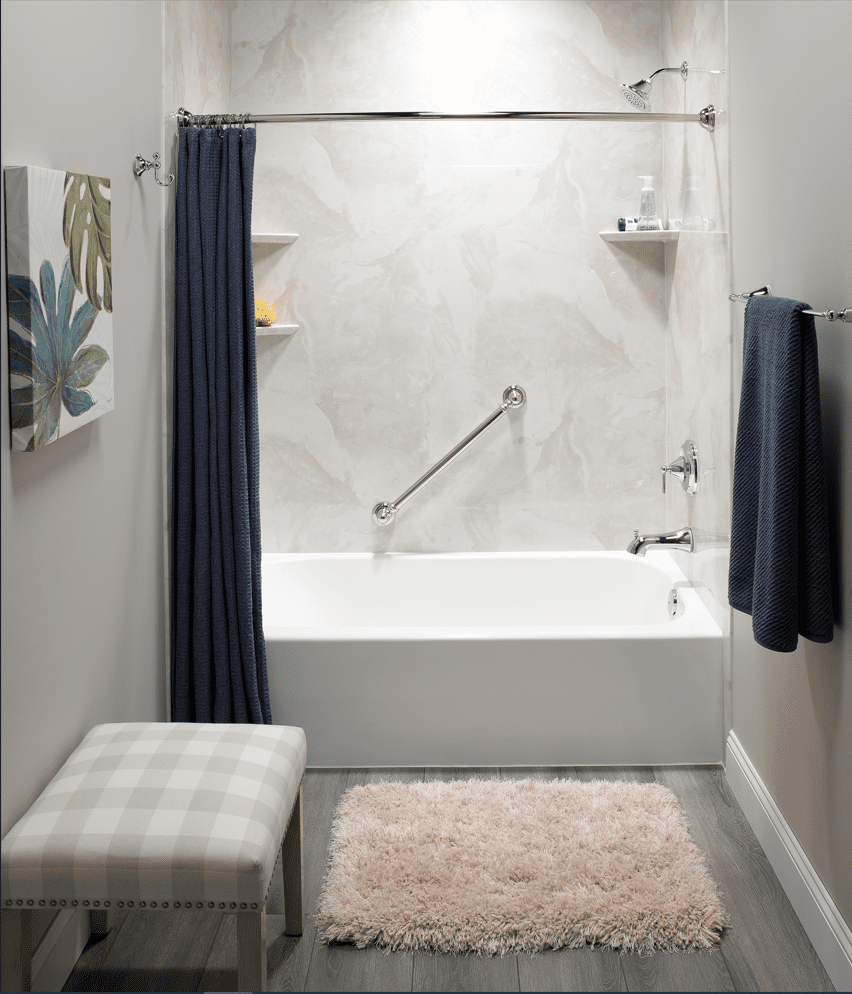 Tub & Shower With Patterned Wall Surround